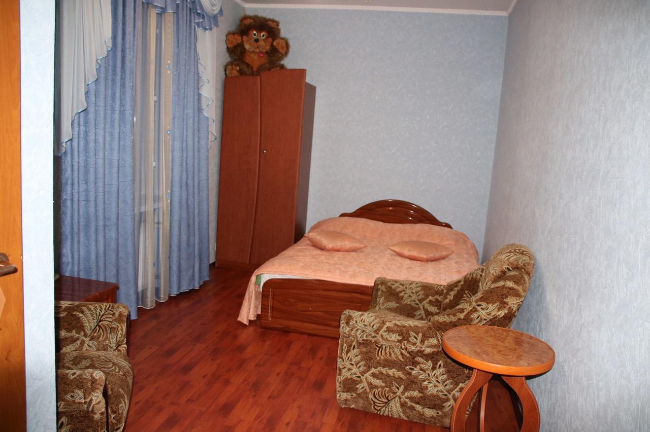 Hotel Tropicana Svitlovodsʼk Habitación foto